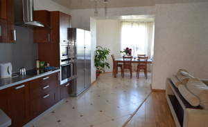 3-к квартира, вторичка, 123м2, 6/17 этаж