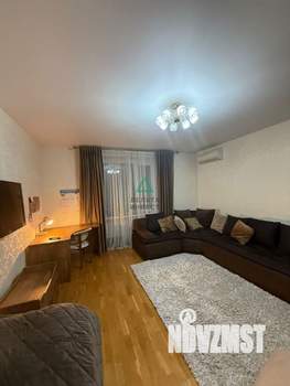 2-к квартира, вторичка, 63м2, 7/17 этаж