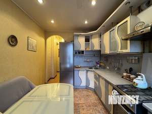 2-к квартира, вторичка, 61м2, 5/5 этаж