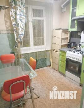 2-к квартира, вторичка, 42м2, 4/5 этаж