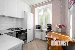 2-к квартира, вторичка, 42м2, 4/5 этаж