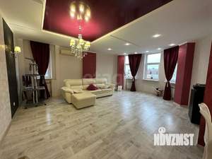 4-к квартира, вторичка, 130м2, 8/17 этаж