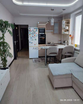 2-к квартира, вторичка, 42м2, 10/20 этаж