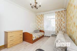 2-к квартира, вторичка, 57м2, 1/5 этаж