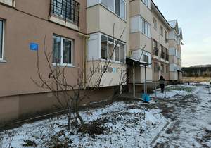 3-к квартира, вторичка, 81м2, 1/3 этаж