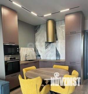 3-к квартира, вторичка, 70м2, 17/25 этаж