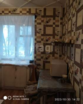 3-к квартира, вторичка, 61м2, 1/5 этаж