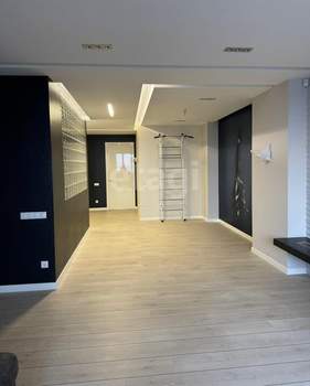 3-к квартира, вторичка, 134м2, 11/18 этаж
