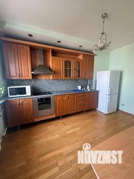 3-к квартира, вторичка, 101м2, 9/9 этаж