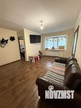 2-к квартира, вторичка, 40м2, 1/5 этаж