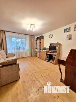 2-к квартира, вторичка, 52м2, 1/10 этаж