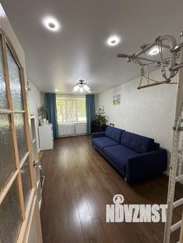 2-к квартира, вторичка, 54м2, 1/9 этаж