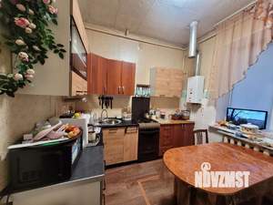 3-к квартира, вторичка, 75м2, 1/1 этаж