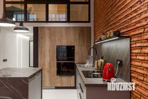 4-к квартира, вторичка, 100м2, 2/4 этаж