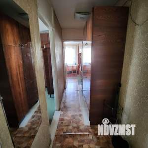 3-к квартира, вторичка, 58м2, 8/9 этаж