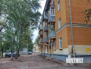 2-к квартира, вторичка, 60м2, 1/4 этаж