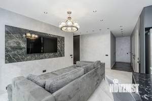 3-к квартира, вторичка, 68м2, 8/25 этаж