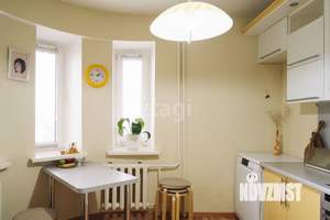 2-к квартира, вторичка, 74м2, 6/10 этаж