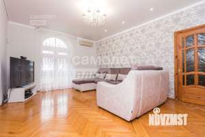 4-к квартира, вторичка, 99м2, 3/3 этаж
