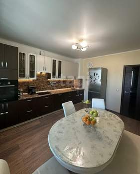 2-к квартира, вторичка, 62м2, 4/4 этаж