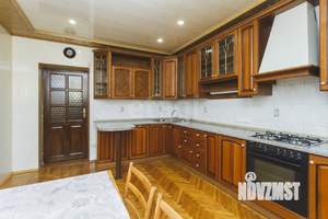 3-к квартира, вторичка, 94м2, 4/8 этаж