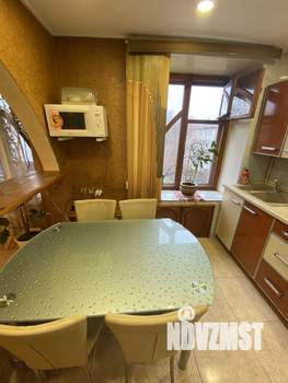 2-к квартира, вторичка, 55м2, 5/5 этаж