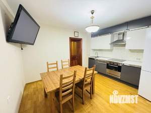 3-к квартира, вторичка, 82м2, 1/10 этаж