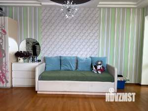 4-к квартира, вторичка, 104м2, 11/11 этаж