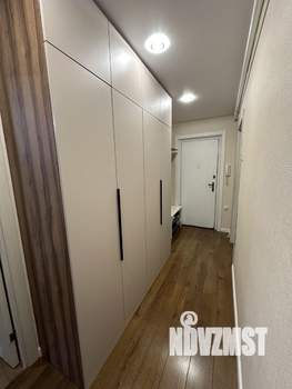 2-к квартира, вторичка, 54м2, 1/9 этаж