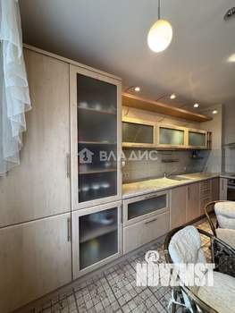 2-к квартира, вторичка, 74м2, 3/6 этаж