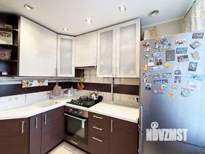 3-к квартира, вторичка, 61м2, 2/10 этаж