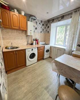 2-к квартира, вторичка, 43м2, 3/5 этаж
