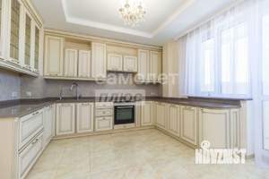 3-к квартира, вторичка, 136м2, 10/17 этаж
