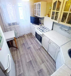 4-к квартира, вторичка, 76м2, 3/9 этаж