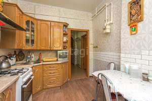 3-к квартира, вторичка, 59м2, 1/2 этаж