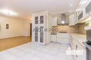 4-к квартира, вторичка, 123м2, 8/10 этаж