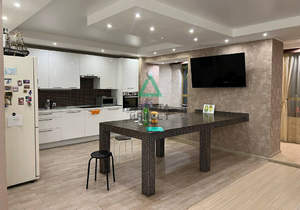 3-к квартира, вторичка, 103м2, 9/14 этаж