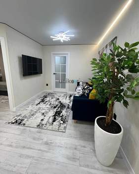 3-к квартира, вторичка, 55м2, 10/25 этаж