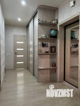 2-к квартира, вторичка, 60м2, 1/3 этаж