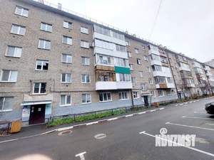 3-к квартира, вторичка, 58м2, 2/5 этаж
