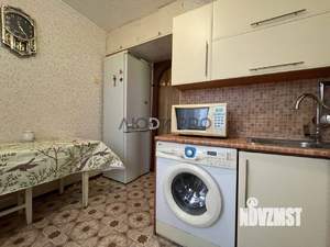 3-к квартира, вторичка, 58м2, 9/9 этаж