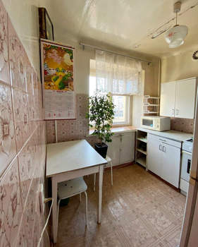 2-к квартира, вторичка, 42м2, 4/5 этаж