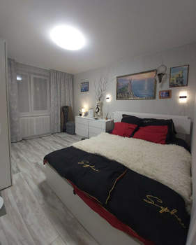 3-к квартира, вторичка, 58м2, 9/9 этаж