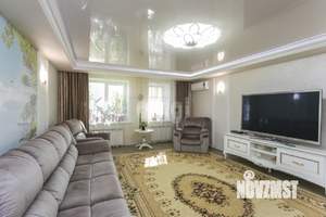 2-к квартира, вторичка, 70м2, 1/9 этаж