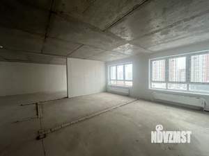 3-к квартира, вторичка, 83м2, 14/23 этаж