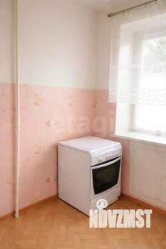 2-к квартира, вторичка, 43м2, 1/5 этаж