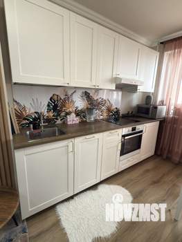 2-к квартира, вторичка, 57м2, 9/17 этаж