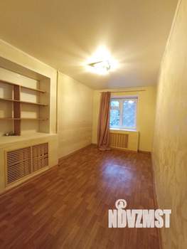 2-к квартира, вторичка, 40м2, 1/5 этаж