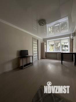 2-к квартира, вторичка, 42м2, 4/4 этаж