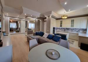3-к квартира, вторичка, 115м2, 10/10 этаж